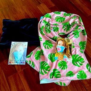 Set of two travel masks by The Barrier Method